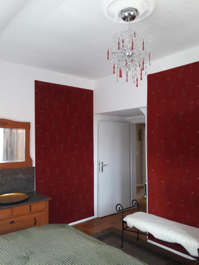 Apartment Bismarckstrasse 8 *